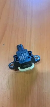 Audi A6 S6 C7 4G Airbag deployment crash/impact sensor 4H0955557