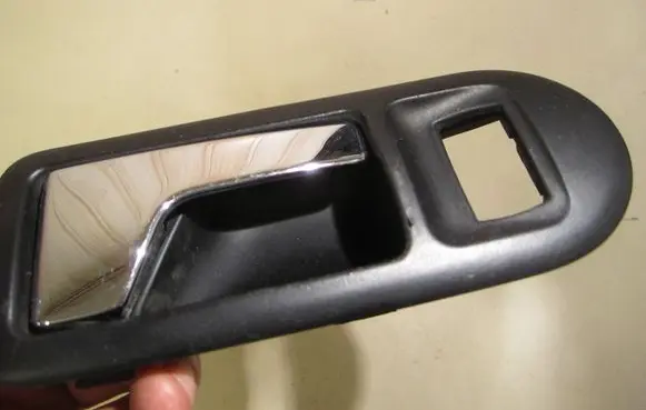 Volkswagen PASSAT B5 Front door interior handle 3B1837114 2D010