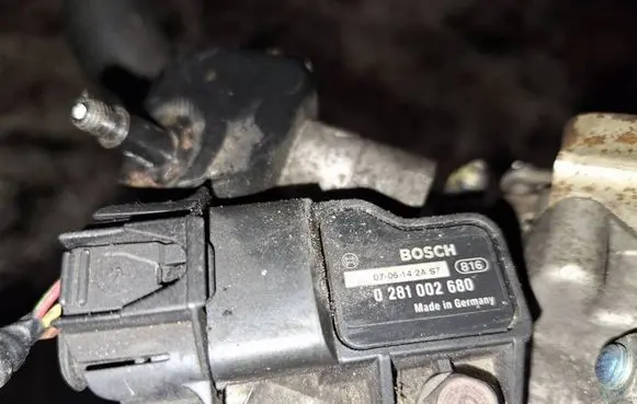 Honda Accord Air pressure sensor 0281002680
