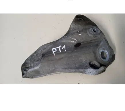 Audi A8 S8 D2 4D Gearbox mounting bracket 4D0399114
