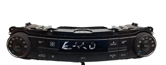 Mercedes-Benz E W211 Climate control unit 2118302390