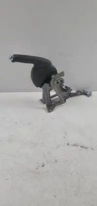 Honda CR-V Handbrake/parking brake lever assembly