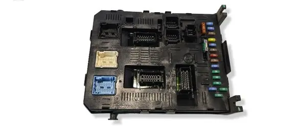 Peugeot 307 Comfort/convenience module 9663510580 216760315B BSI2004H05