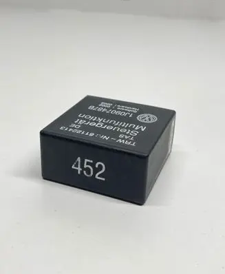 Volkswagen Golf IV Other relay 1J0907487B 61122413 0002