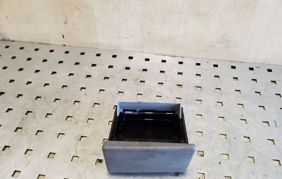 Toyota Avensis Verso Car ashtray 3741113050