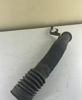 Toyota RAV 4 (XA20) Air intake duct part 1775028010