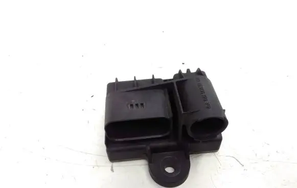 Mercedes-Benz E W212 Glow plug pre-heat relay A6519003103