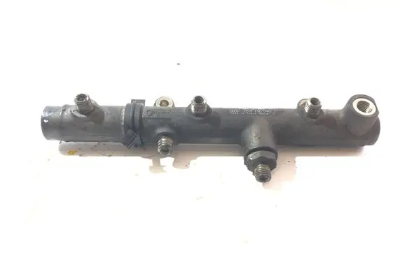 Audi A8 S8 D3 4E Fuel main line pipe F00R001823