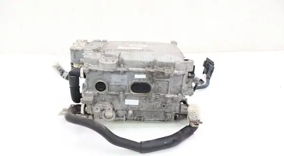 Toyota RAV 4 (XA40) Voltage converter inverter G927078010