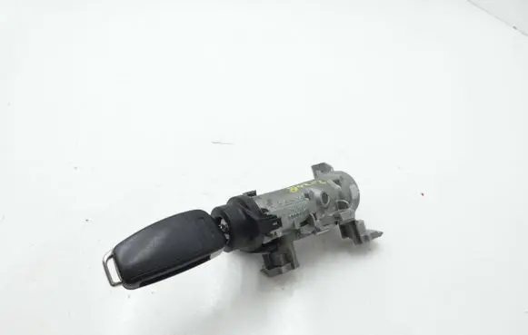 Audi A3 S3 8P Ignition lock 1K0905851B 1K0905865