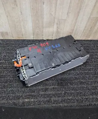 BMW 3 F30 F35 F31 Hybrid / electric car battery 8686084 61278686084 8610463