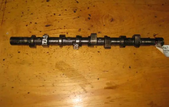 Renault Megane I Camshaft 