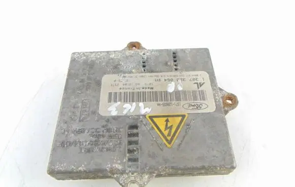 Ford Focus ST Headlight ballast module Xenon 