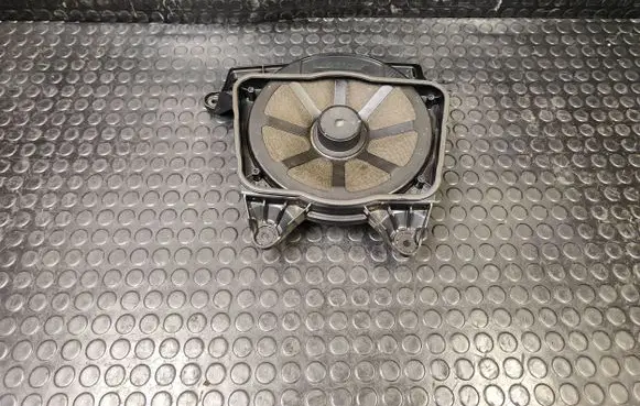 Audi A8 S8 D4 4H Subwoofer speaker 4H0035481A