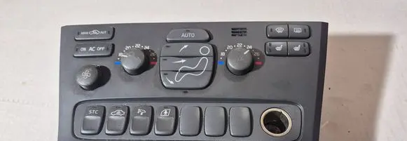 Volvo S60 Climate control unit 7923