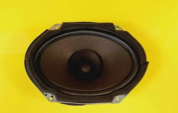 Mazda 5 Front door speaker C23566960