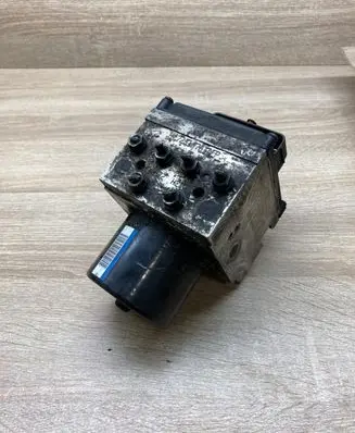 Volkswagen PASSAT B6 ABS Pump 3C0614109C 16431501C