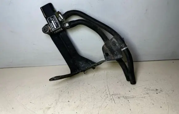 Mercedes-Benz ML W164 Exhaust gas pressure sensor 0281002924