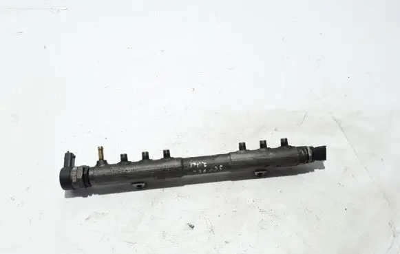 Volvo S80 Fuel main line pipe 31259011