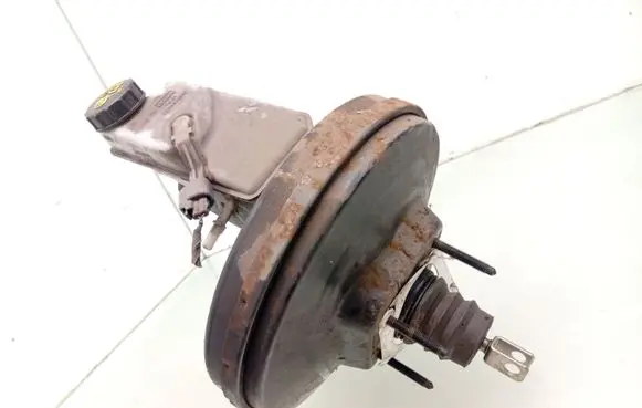 Ford Kuga I Brake booster 6M512B195BJ