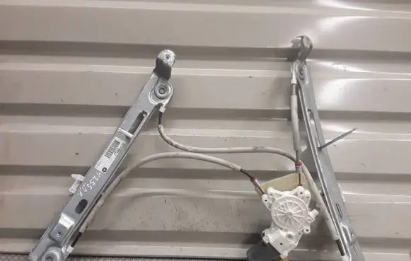 Dodge Caliber Front door window regulator with motor 05074798AA