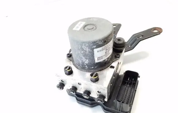 Hyundai i40 ABS Pump BE6003I502 589203Z510