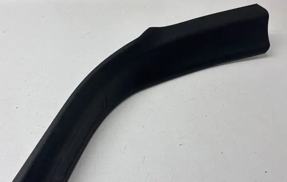 Jeep Grand Cherokee WL Rear sill trim cover 6ML37TX7AB 02012023