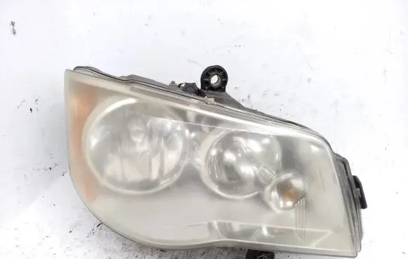 Chrysler Town & Country V Headlight/headlamp