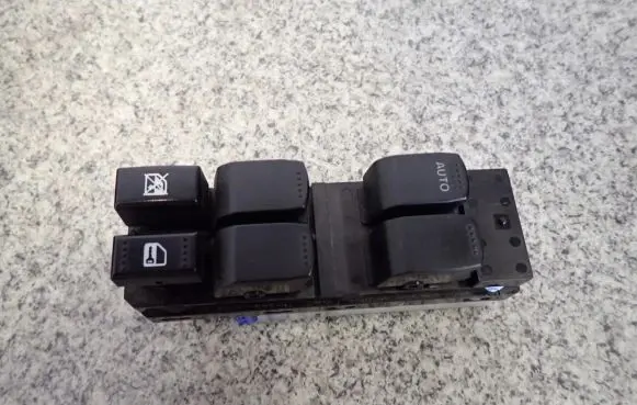 Suzuki SX4 Other switches/knobs/shifts