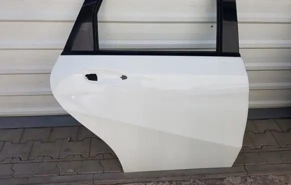Mercedes-Benz B W246 W242 Rear door 