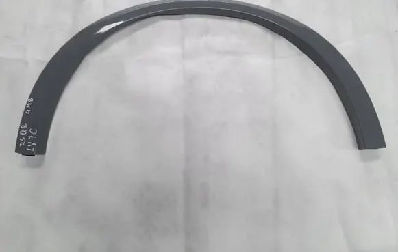 Audi RS Q8 Front arch trim 4M8853718E
