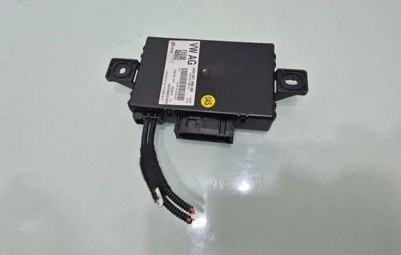 Audi A6 S6 C7 4G Gateway control module 4G0907468AB