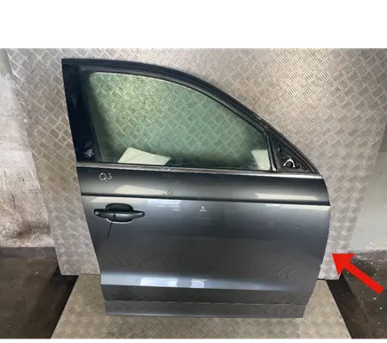 Audi Q3 8U Front door