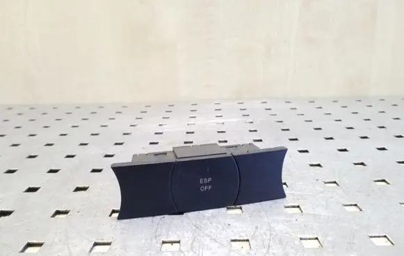 ESP (stability program) switch