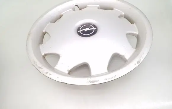 Opel Omega B1 R15 wheel hub/cap/trim 90445778