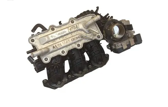 Audi A1 Intake manifold 04C145749A