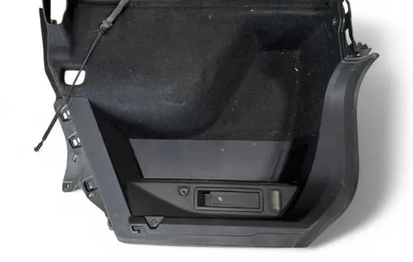 Volkswagen Tiguan Trunk/boot side trim panel 5NA867427 5NA867427PF
