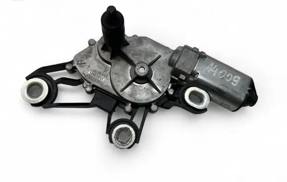 Skoda Octavia Mk2 (1Z) Wiper motor 1Z9955711B