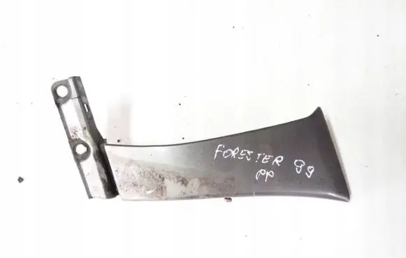 Subaru Forester SF Fender trim (molding)