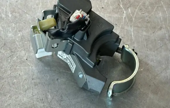 Hyundai Santa Fe Steering wheel lock 81900A5001