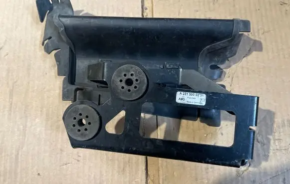 Mercedes-Benz SL AMG R231 other engine part A2315000231 A2315000216