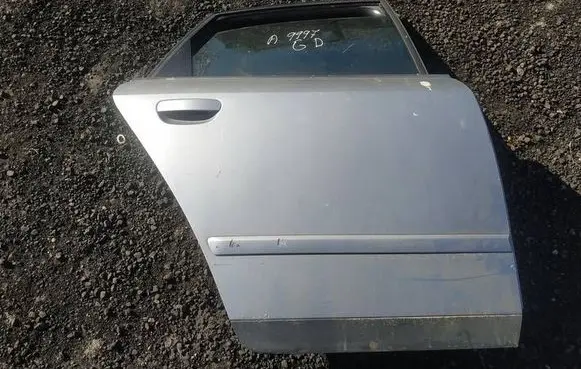 Audi A4 S4 B6 8E 8H Rear door pilkos