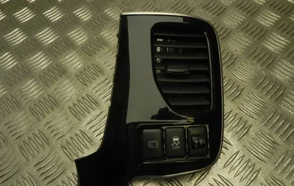 Mitsubishi Outlander Climate control/heater control trim 8030A202 T8736