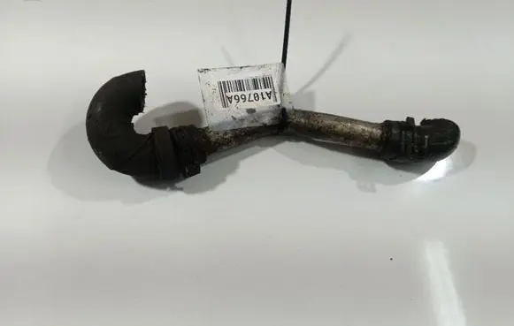 Volkswagen Touareg I Engine coolant pipe/hose