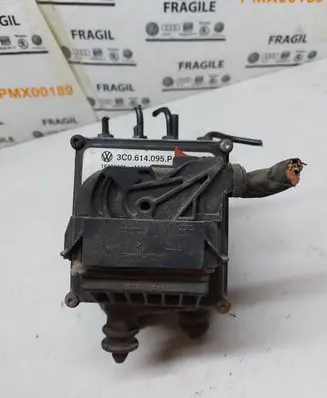 Volkswagen PASSAT B6 ABS Pump 3C0614095P