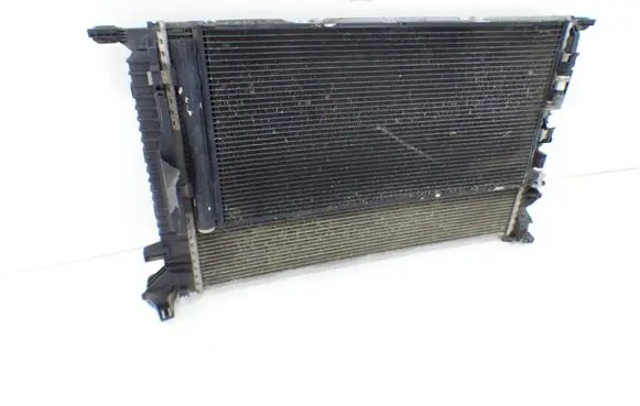 Audi A4 S4 B8 8K Coolant radiator 8K0121251T VP7T1BH8005BJ