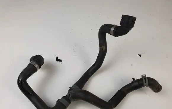 Audi Q5 SQ5 Engine coolant pipe/hose 8R0819334AE