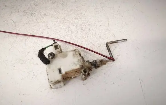 Audi A6 S6 C5 4B Central locking motor 4B9862153