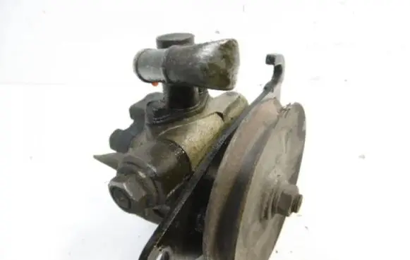 KIA Sportage Power steering pump
