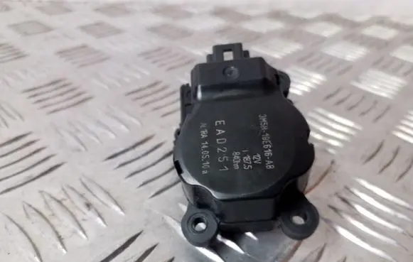 Ford C-MAX II Air flap motor/actuator 3M5H19E616AB